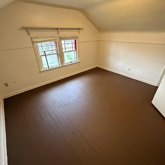 55 N Osborn Ave — Photo 17