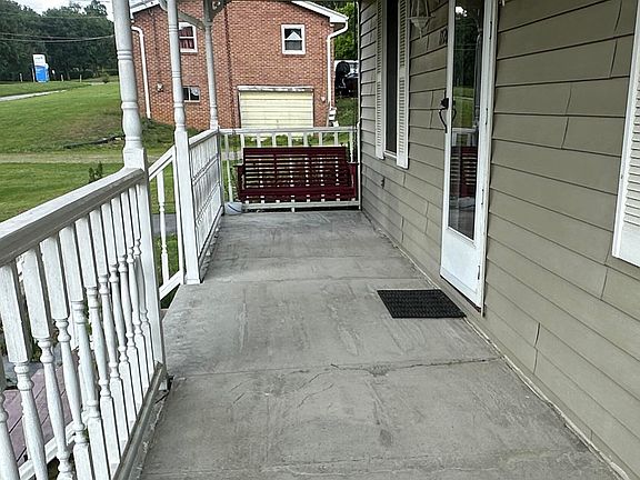4th image of 1726 Old Tusculum Rd