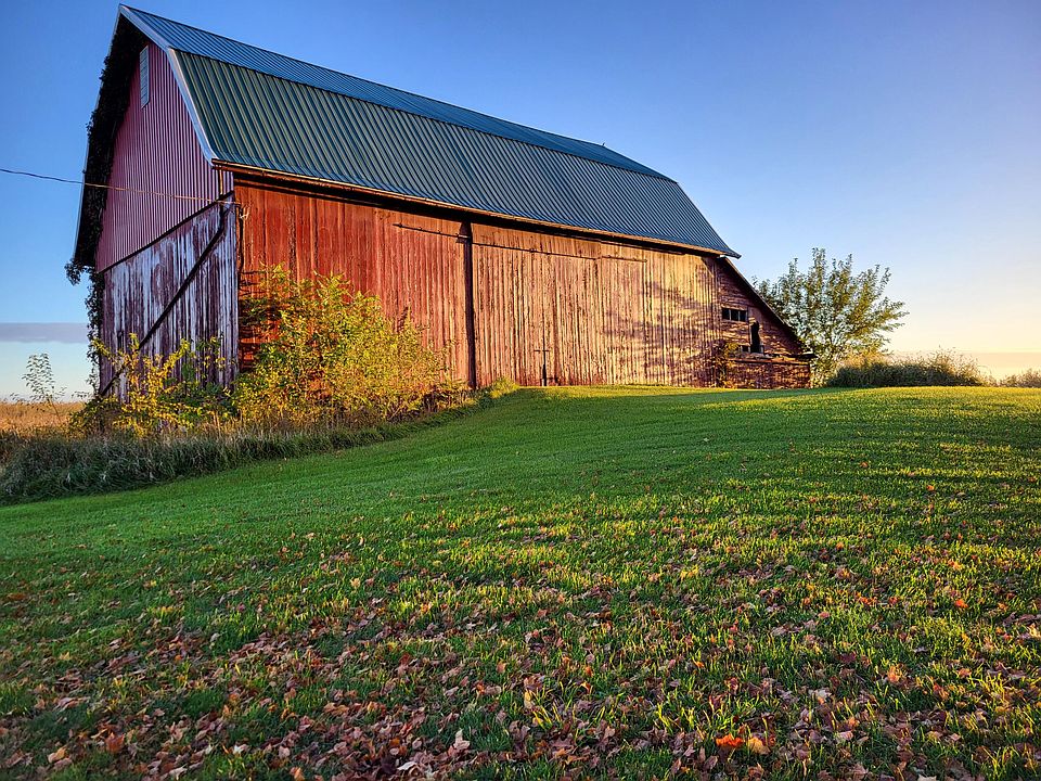 52785 Indian Lake Rd, Dowagiac, MI 49047 Zillow