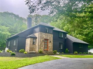 50 Beechwood Dr, Cranston, RI 02921