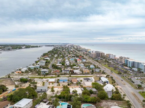 804 Tarpon Dr, Fort Walton Beach, FL 32548
