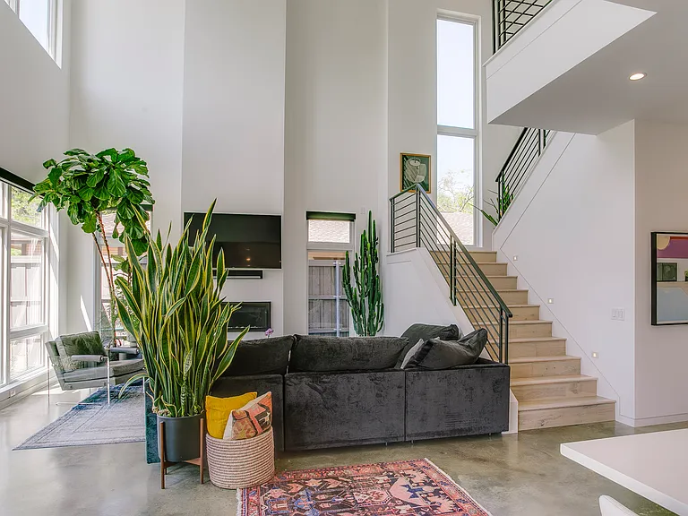 2215 Madera St — Photo 18