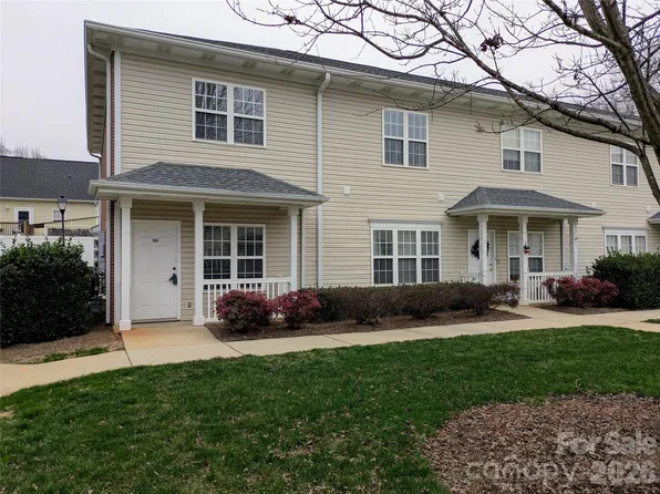 917 Shearer St APT 20, Davidson, NC 28036