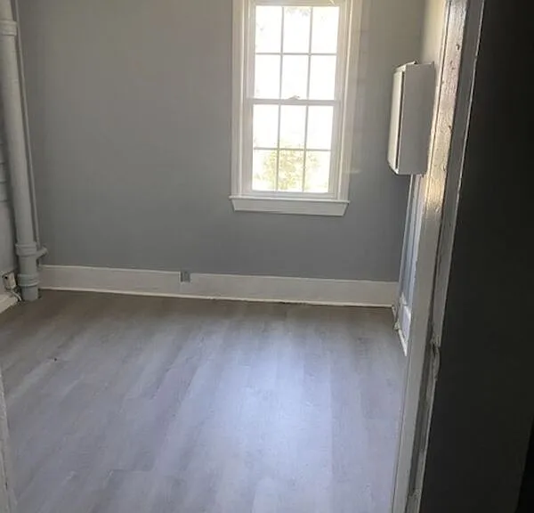 1357 Glover St — Photo 5