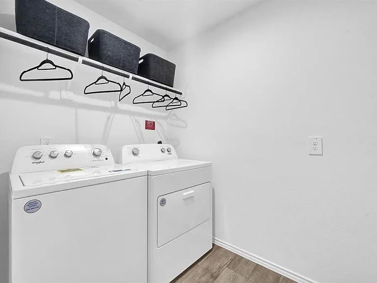 4214 Freya Pointe Dr — Photo 9
