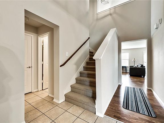 4th image of 4012 Autumnwood Ln