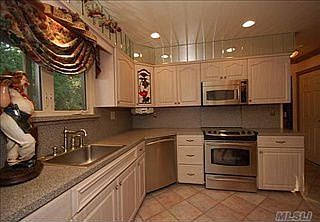 5th image of 615 1st St