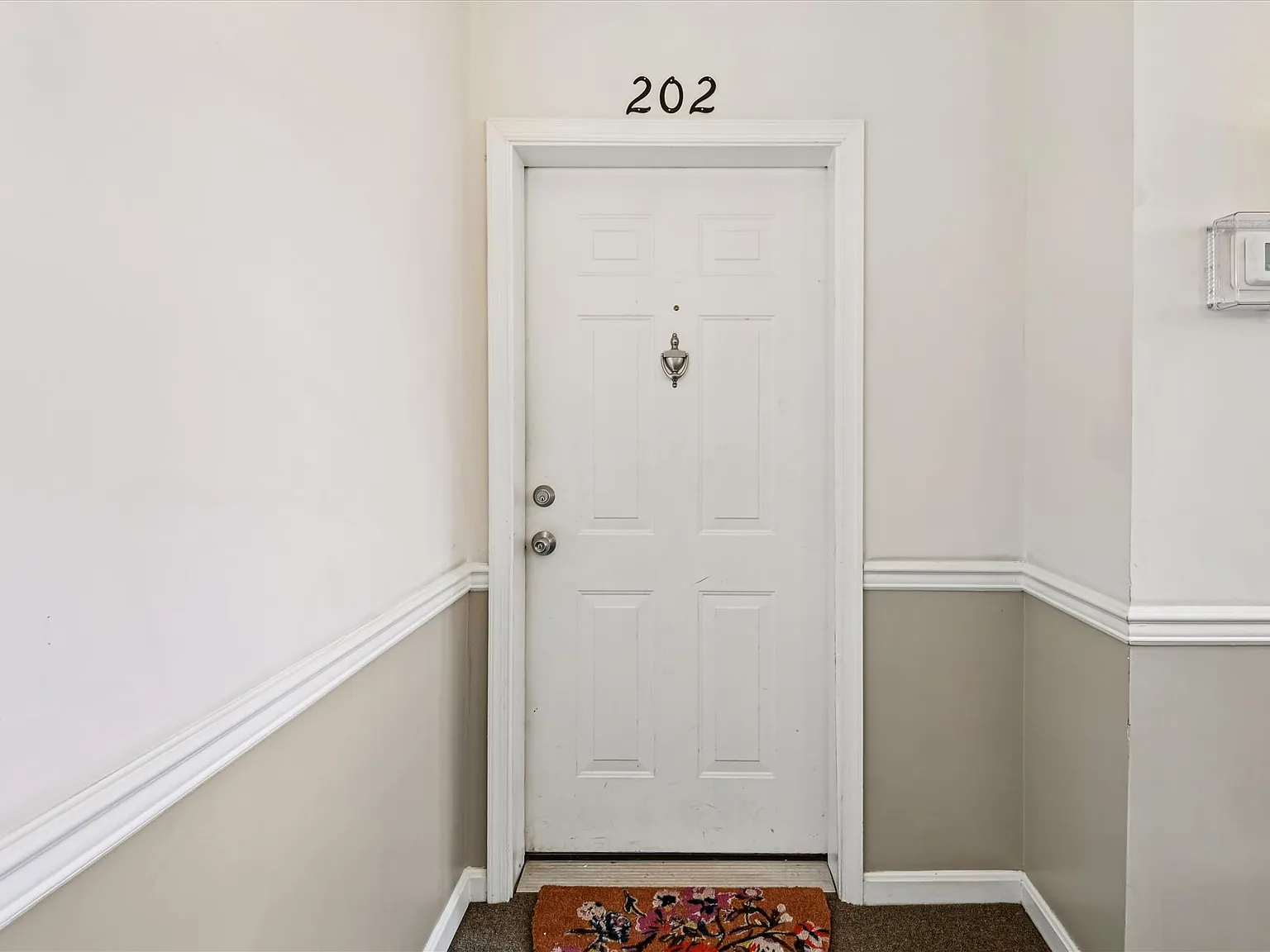 3 bed, 1400 sqft, $2,950 — Photo 1