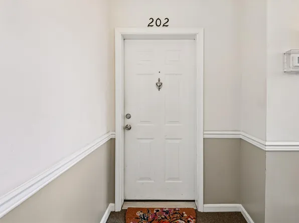 1980 Scotts Crossing Way APT 202, Annapolis, MD 21401