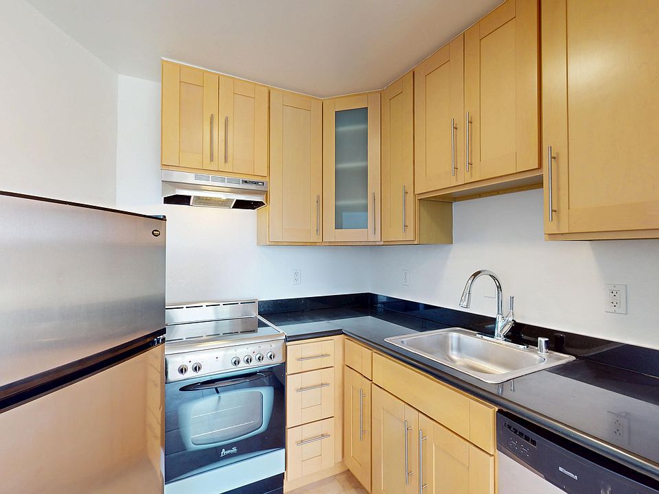 1st image of 759 Green St #757-2A