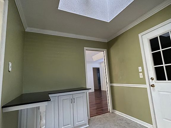 4th image of 2158 Graystone Dr