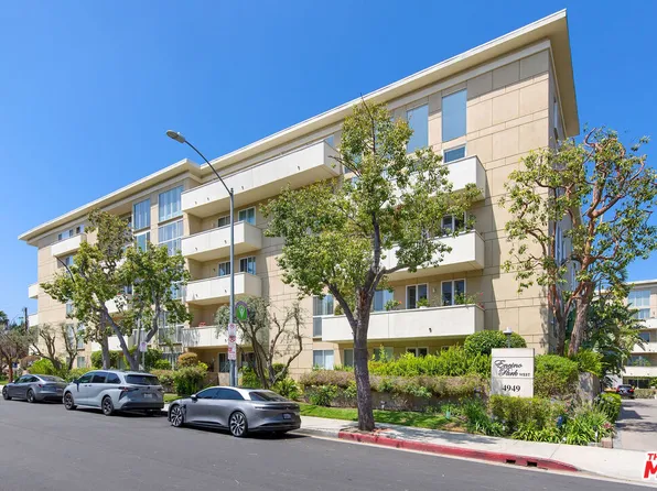 4949 Genesta Ave Unit 212A, Encino, CA 91316