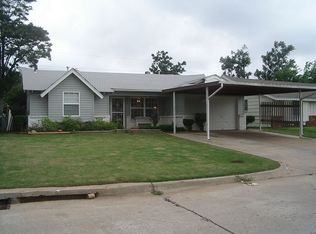 636 SW 54th St, Oklahoma City, OK 73109