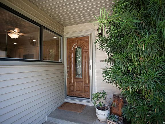2nd image of 2505 La Cumbra Cir
