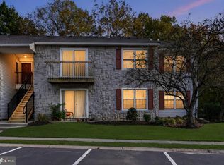 28 Azalea Ct, Lawrence Township, NJ 08648