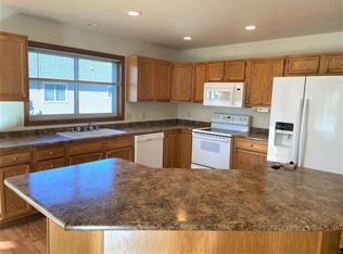 640 Angel Ct, Holmen, WI 54636