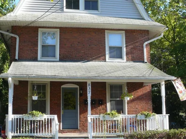 837 Cricket Ave, Ardmore, PA 19003