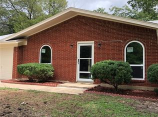 1613 Homemaker Hills Dr, Arlington, TX 76010