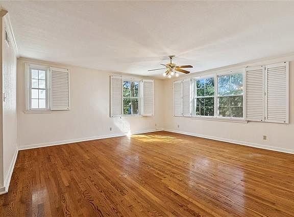 3rd image of 7444 Saint Charles Ave APT 201