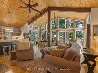 1114 Bruce Lake Dr, Muskoka Lakes, ON P0B1G0