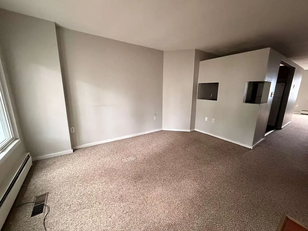 2 bed, $1,500 — Photo 2