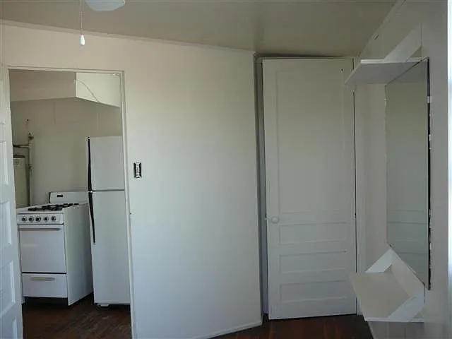 621 N Perry Ave — Photo 7