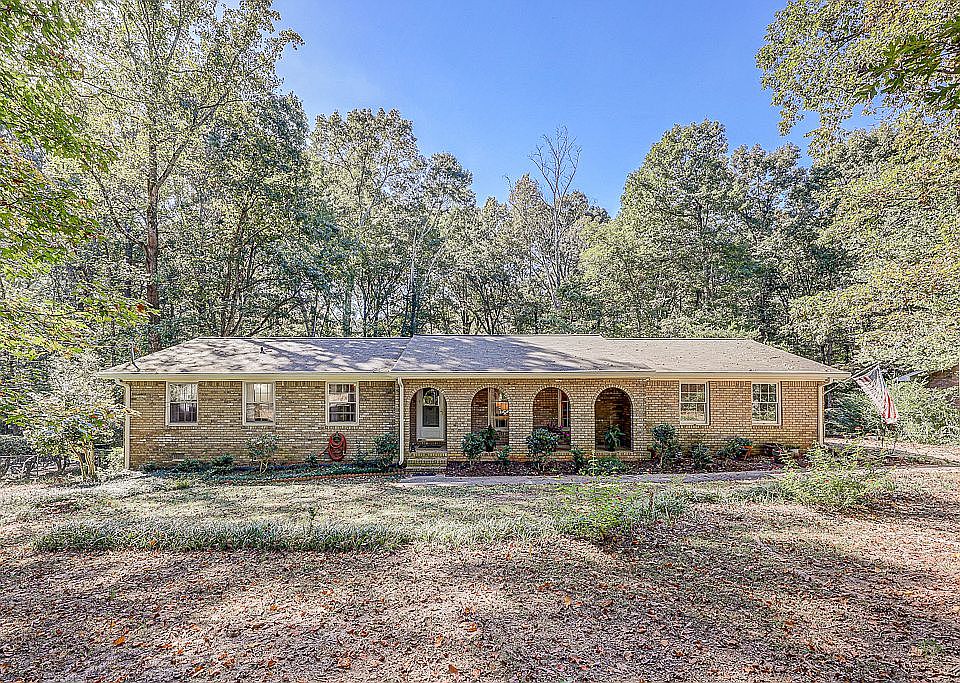 1st image of 3672 Rainbow Cir