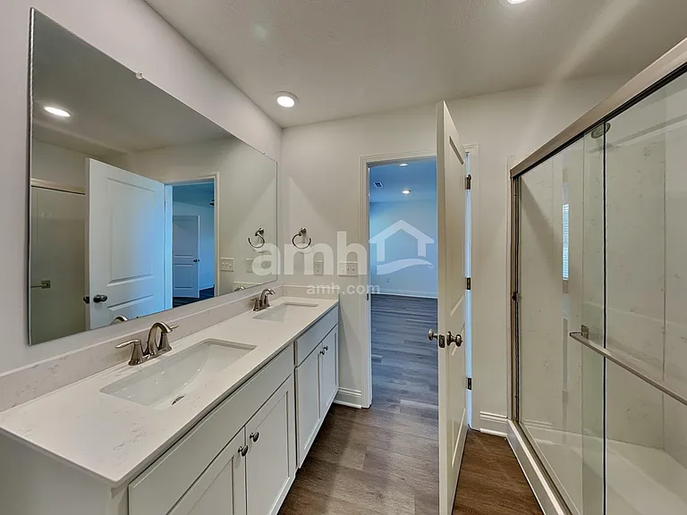 9184 Henley Ave — Photo 13