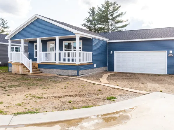 250 Bonita Ct, Lapeer, MI 48446