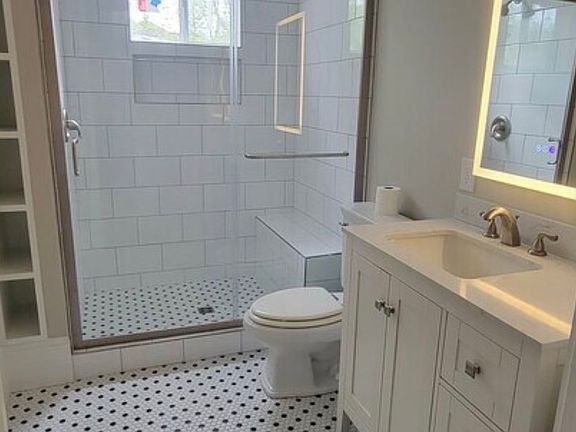 3rd image of 511 Cleveland St APT 3
