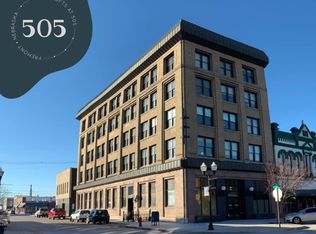 505 N Main St #406, Fremont, NE 68025