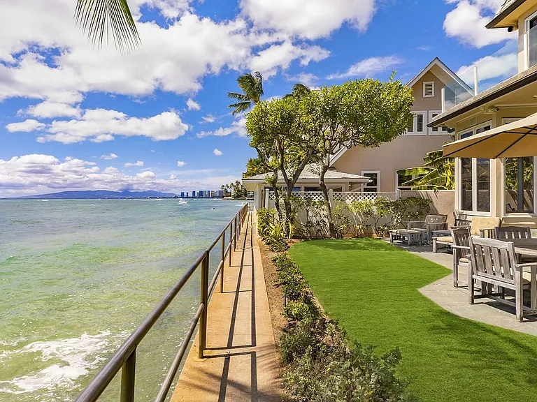3059 Kalakaua Ave — Photo 34