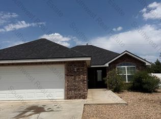 2111 Mockingbird Ln, Portales, NM 88130