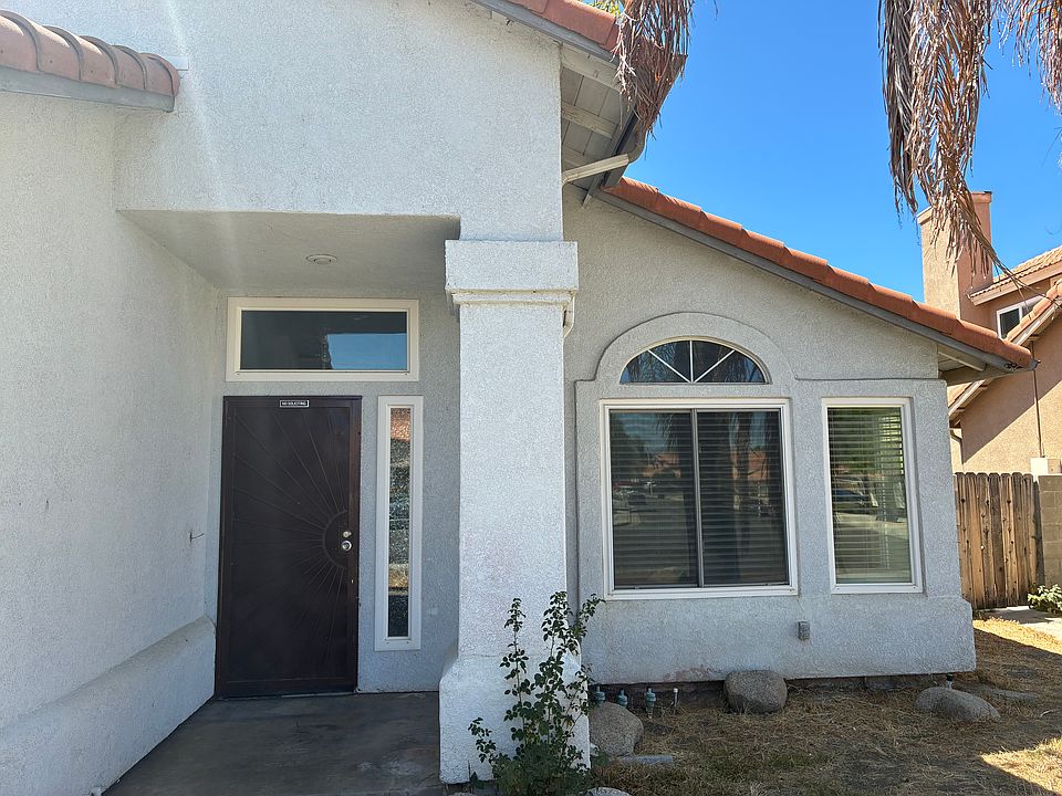 2nd image of 4425 Harbor Ct