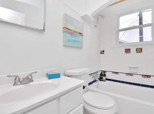 2910 Avenue K #3, Galveston, TX 77550