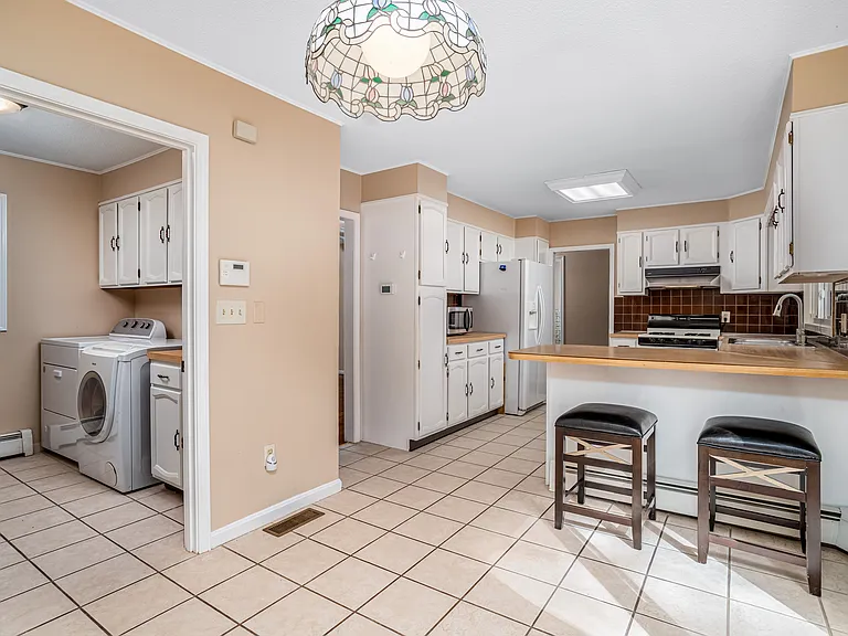 23 Golden Oaks Dr — Photo 15