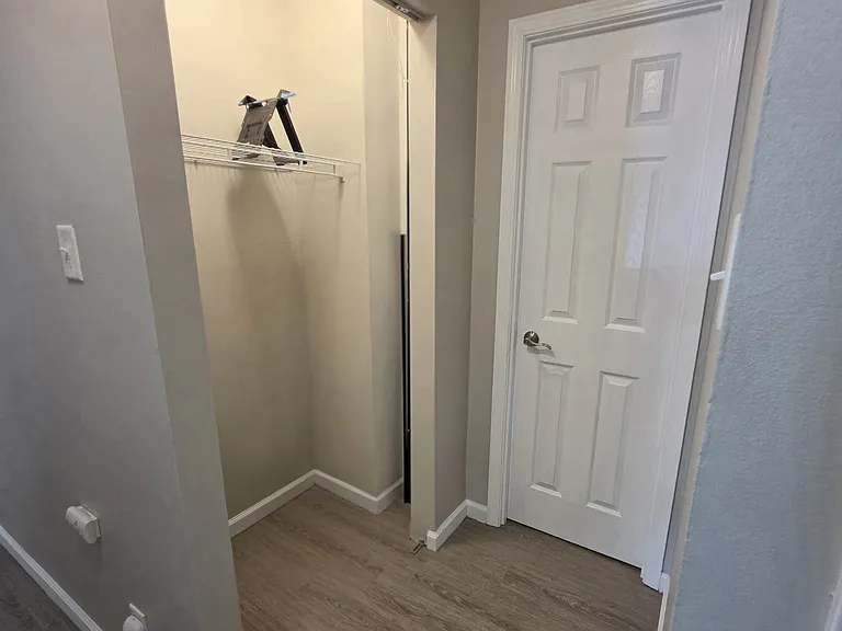 1223 Esterling Dr — Photo 11