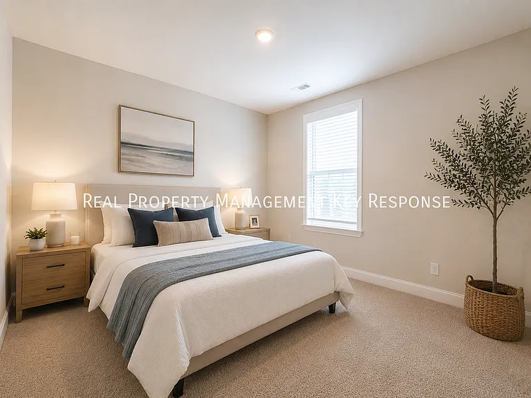 105 Cryer Dr — Photo 17