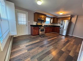 36 Chester Ave, Providence, RI 02905