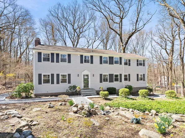 6 North Ridge Road, Westport, CT 06880