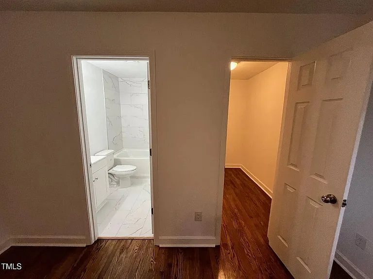 916 Forge Rd — Photo 17
