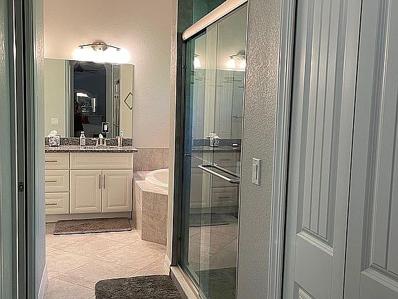 4th image of 4536 Sierra Ln
