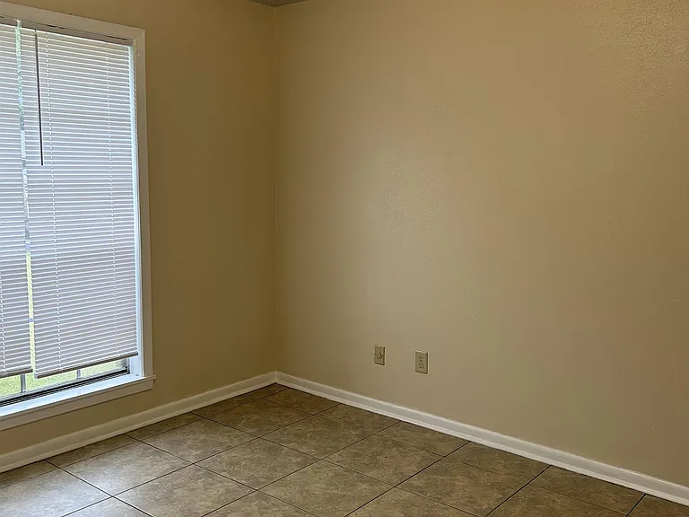 1404 Wyoming Ave — Photo 6
