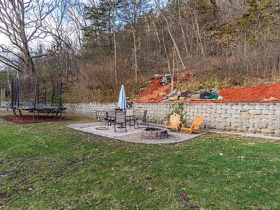 5th image of W5198 Birchwood Ln
