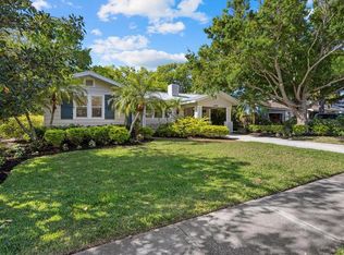 1888 Boyce St, Sarasota, FL 34239