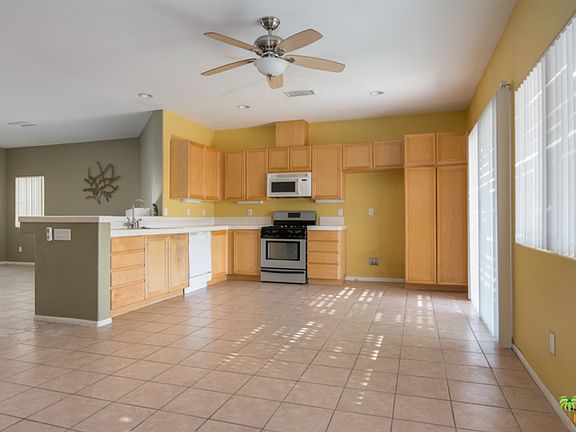 5th image of 13088 Cholla Dr