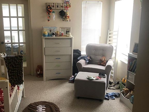 5th image of 595 Vista Isles Dr APT 1926
