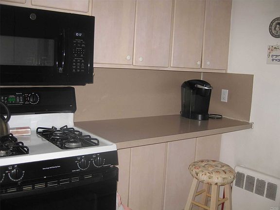 5th image of 284 Central Ave APT F5
