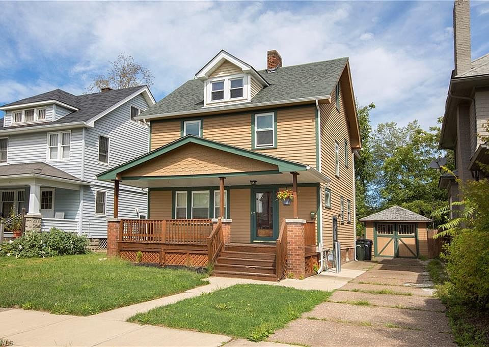 1st image of 411 10th St