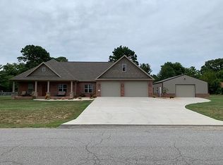 130 Limekiln Rd, Gravette, AR 72736